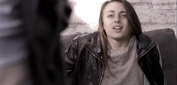 Homeless girls find a sugar mommy - Gia Derza, Evelyn Claire